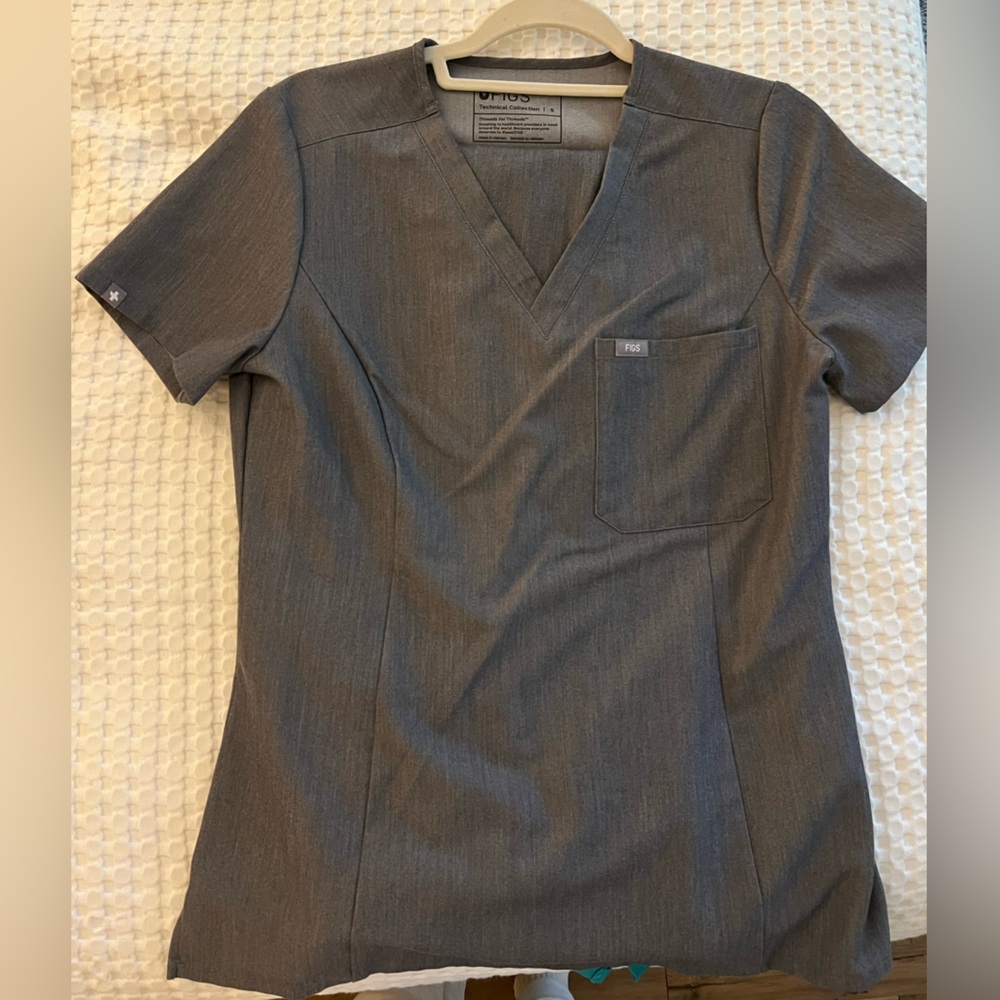 Figs Graphite Scrub Set